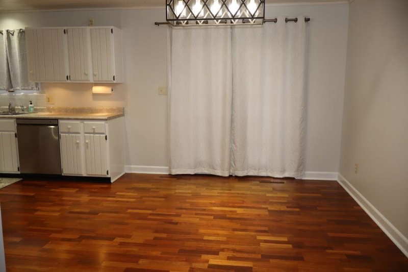 3809 Rollins Rd - Photo 3 of 20