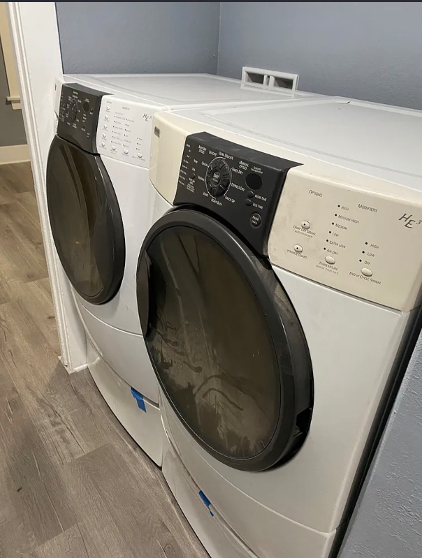 1208 Lime Ave #C - Photo 6 of 9