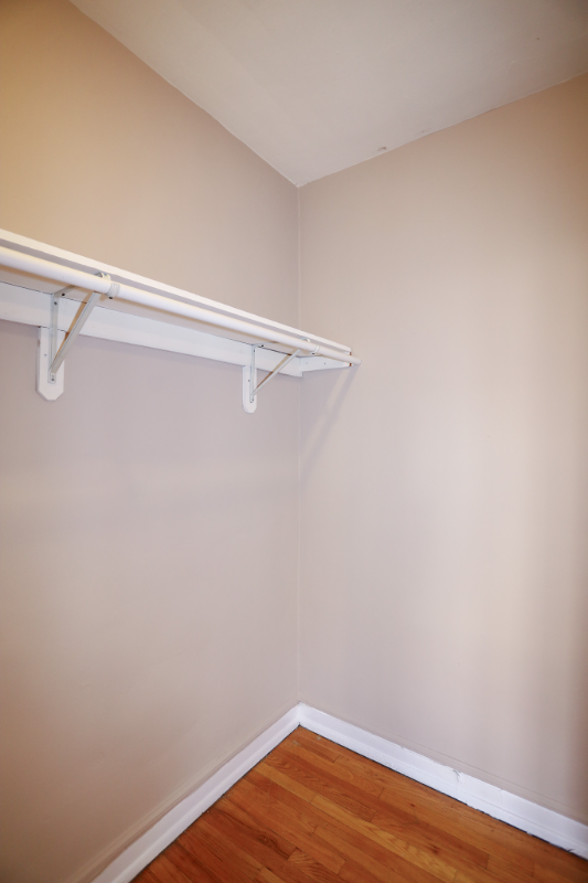 3355 W Eastwood Ave #2 - Photo 5 of 7