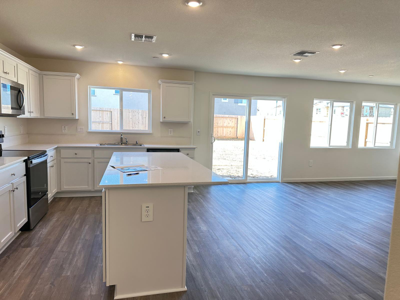 18433 Orilla St - Photo 4 of 18