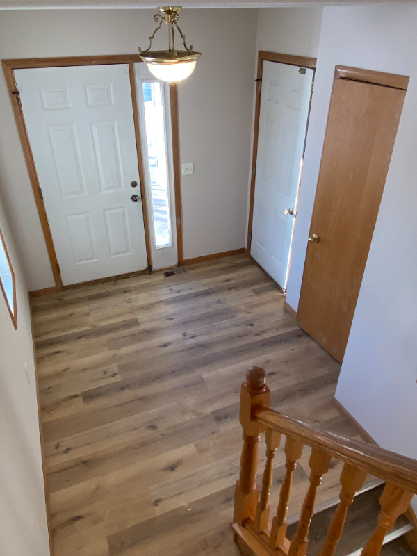 2100 Bridgewater Blvd S - Photo 5 of 48