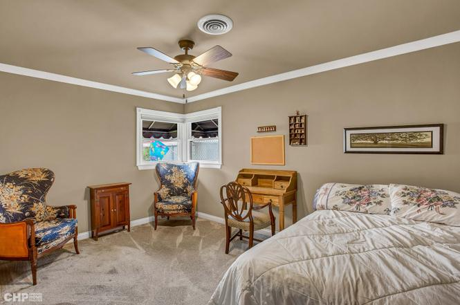 9642 S Knox Ave - Photo 3 of 14