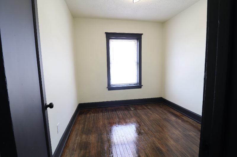 673 Delaware St #2N - Photo 4 of 17