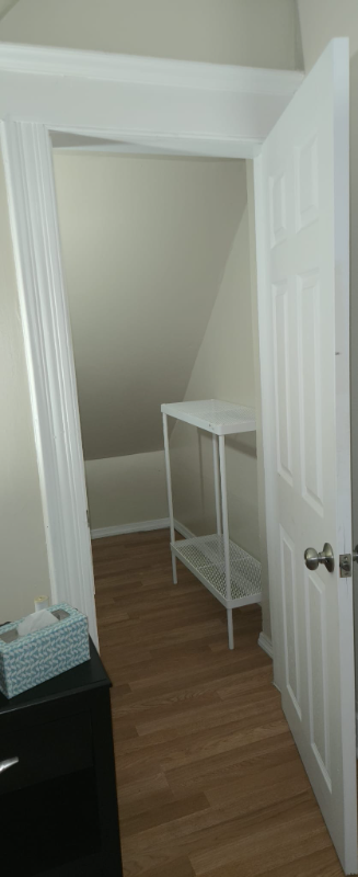 34 Nairn Pl #1 - Photo 2 of 4