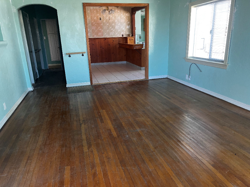 1415 Highland Ave - Photo 4 of 10