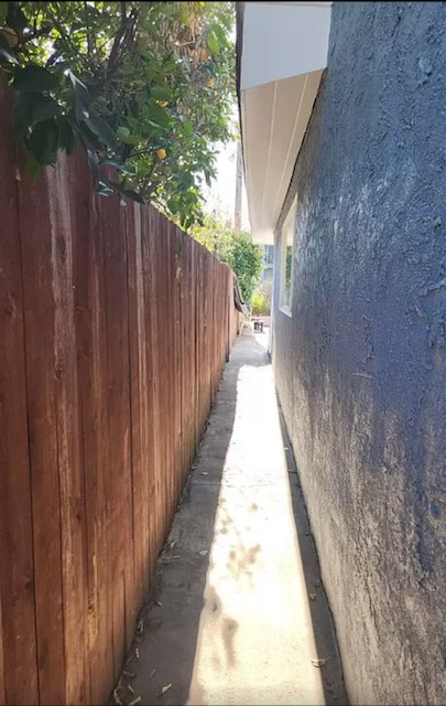 6431 Roble Ave - Photo 3 of 14