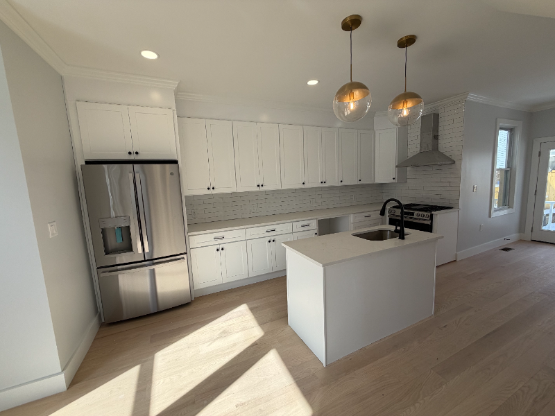 3217 Central Ave Ne - Photo 4 of 11