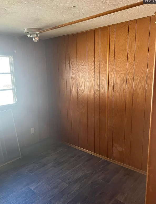 910 Old Elizabethton Hwy #37618 - Photo 4 of 6