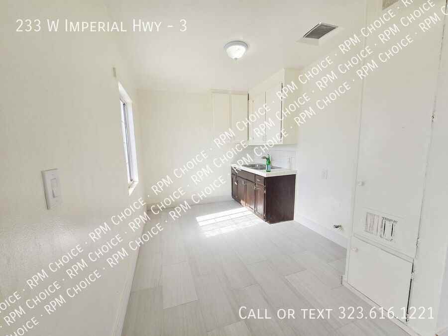 233 W Imperial Hwy #3 - Photo 2 of 9