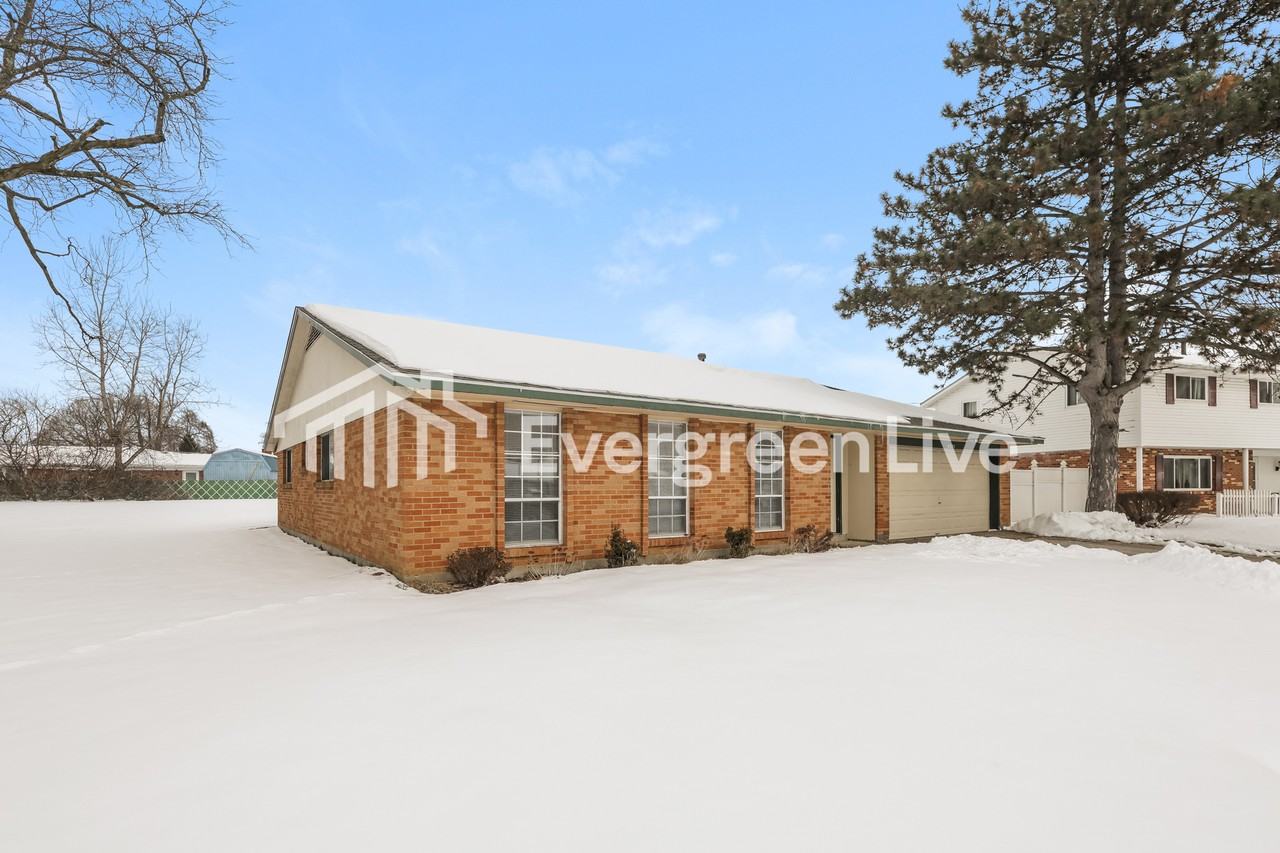 5325 Pollard Way - Photo 2 of 15