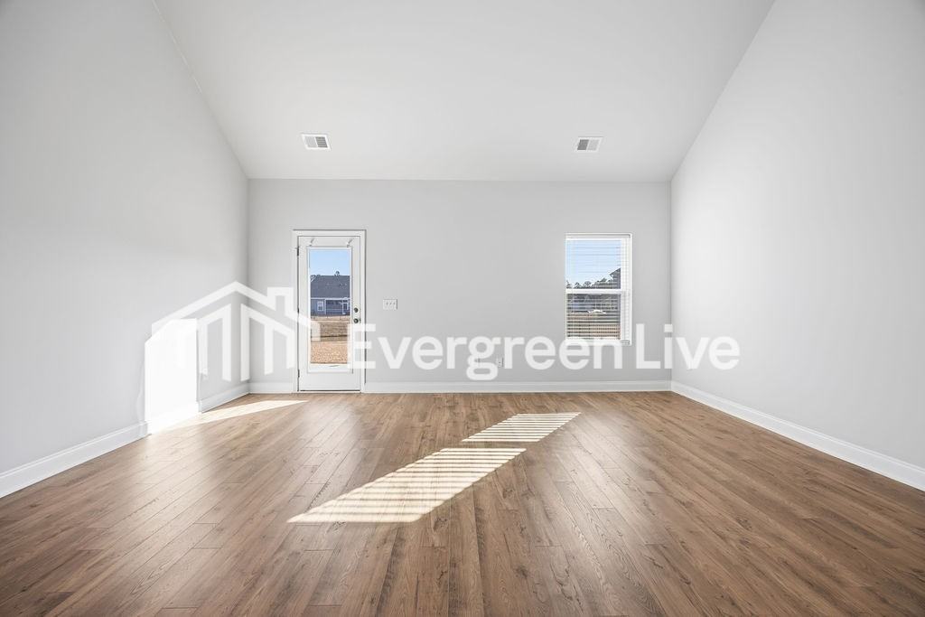 2490 Campton Loop - Photo 6 of 36