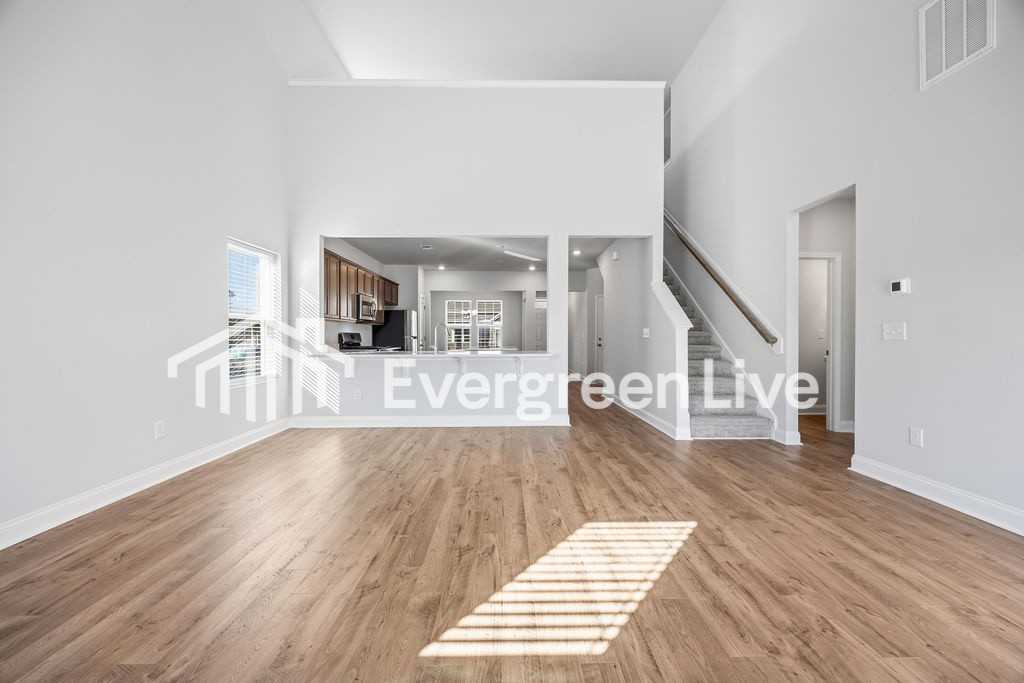 2490 Campton Loop - Photo 4 of 36