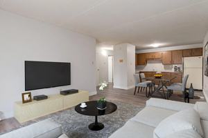 featured image of 3210 20 Ave S