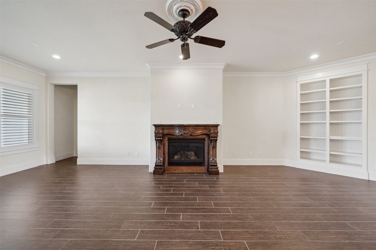 2149 Rope Maker Rd #2149 - Photo 2 of 45