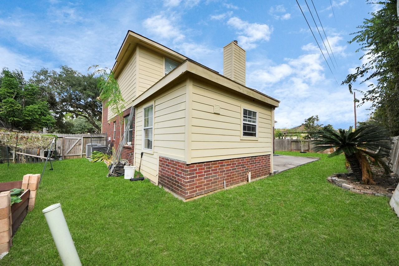 1607 Parkview Ln #1607 - Photo 6 of 39