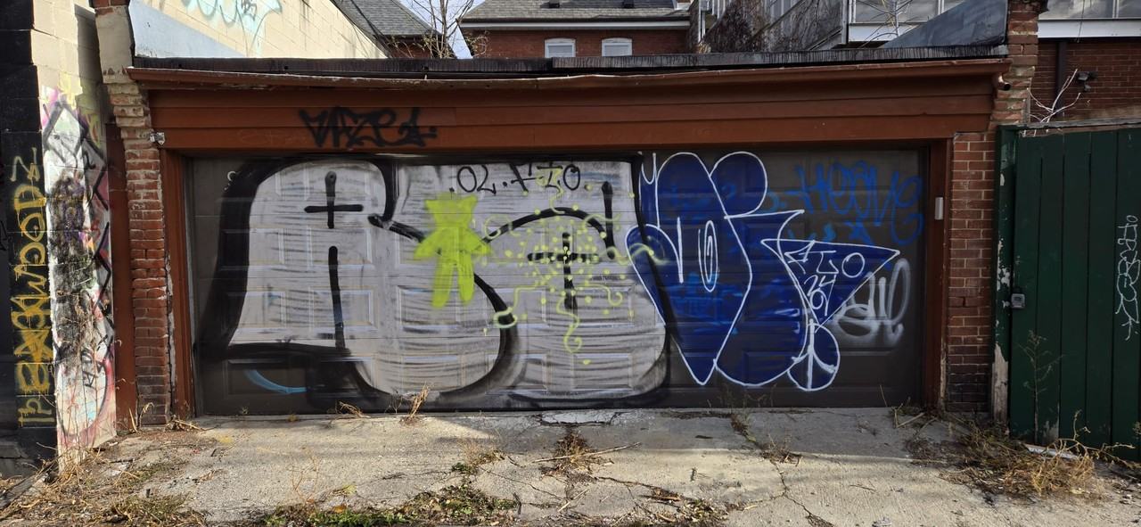 2257 Dundas Street West - Photo 2 of 6