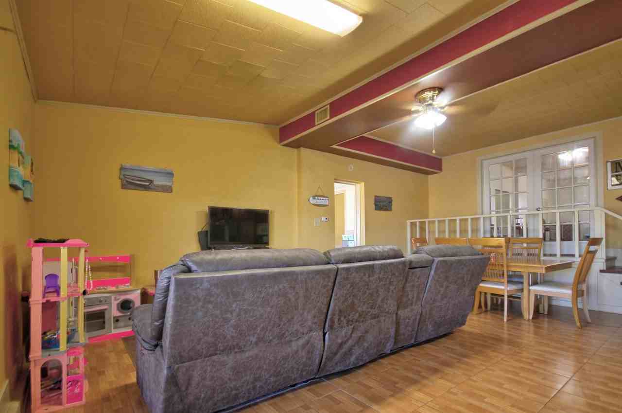 1504 Rr 261 - Main Home Buchanan Dam #1504 - Photo 5 of 30