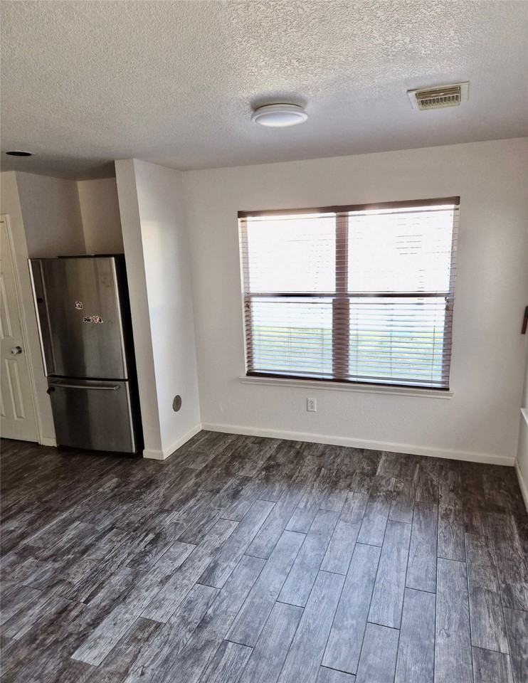 2655 Skyview Shadows Ct #2655 - Photo 7 of 9