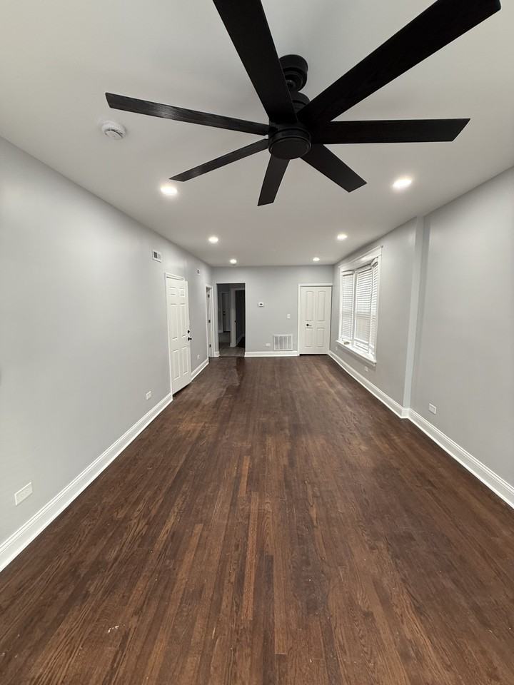 7123 S Cornell Ave #2 - Photo 3 of 8