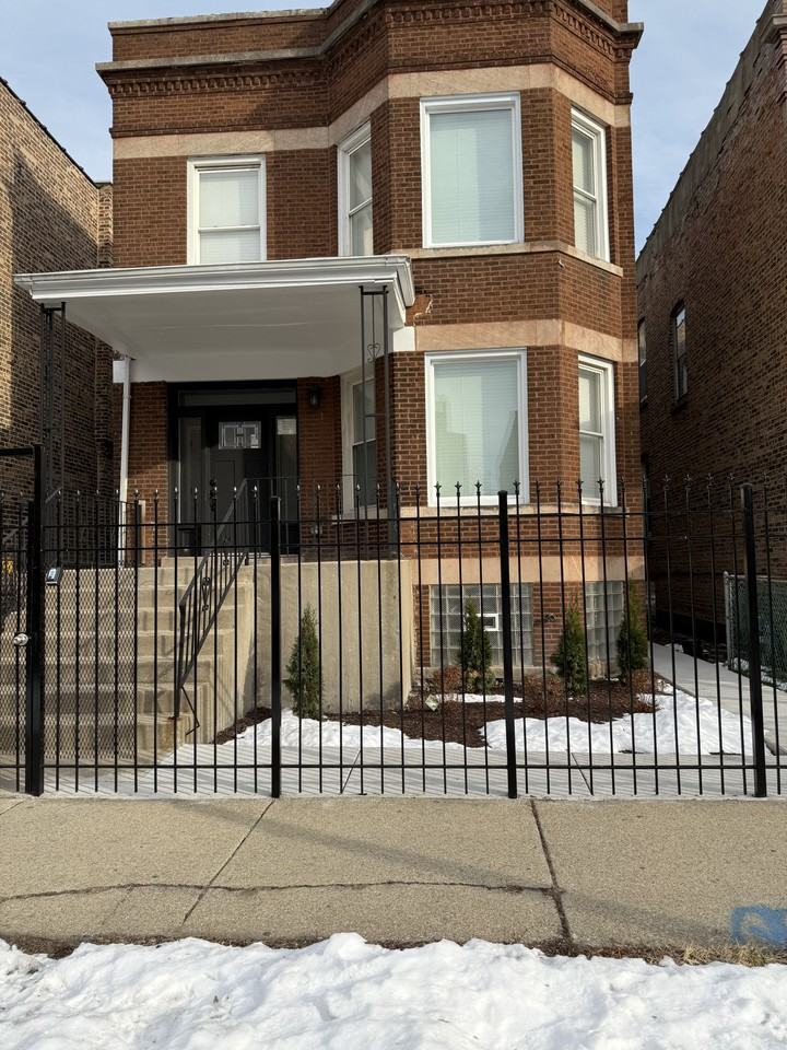 7123 S Cornell Ave #2 - Photo 7 of 8