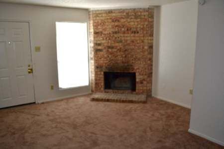 9451 Olde Village Ct - Photo 4 of 7