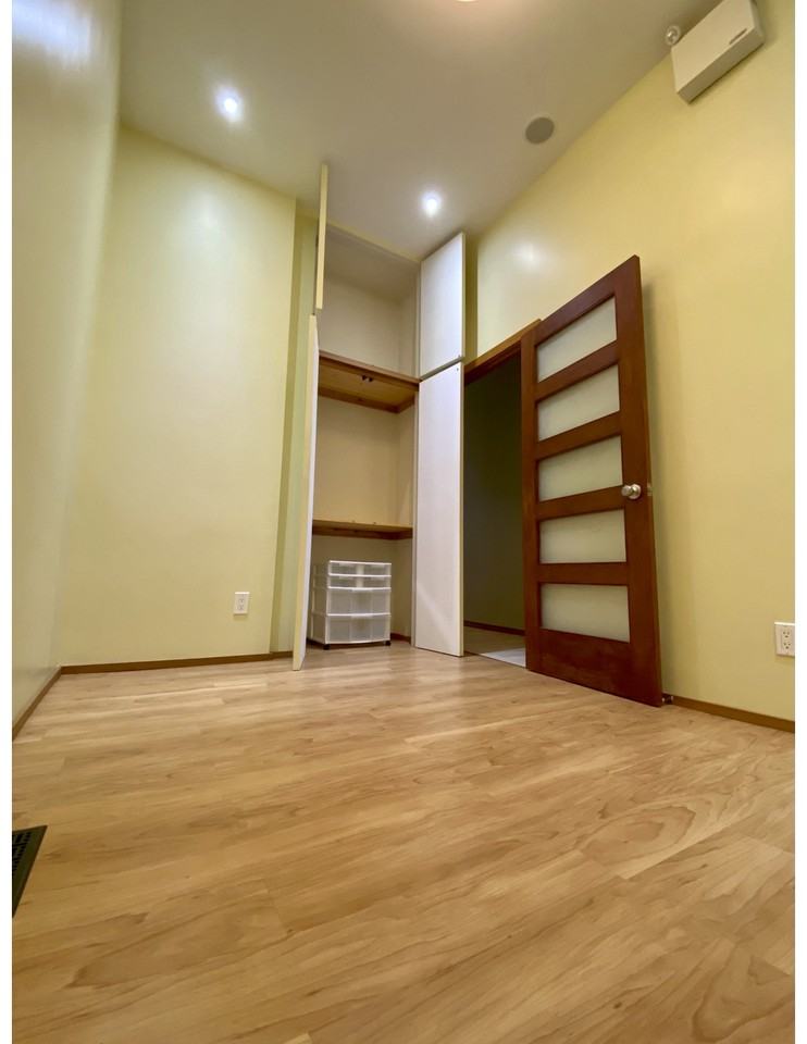 375 Jane Street #1 F - Photo 4 of 11