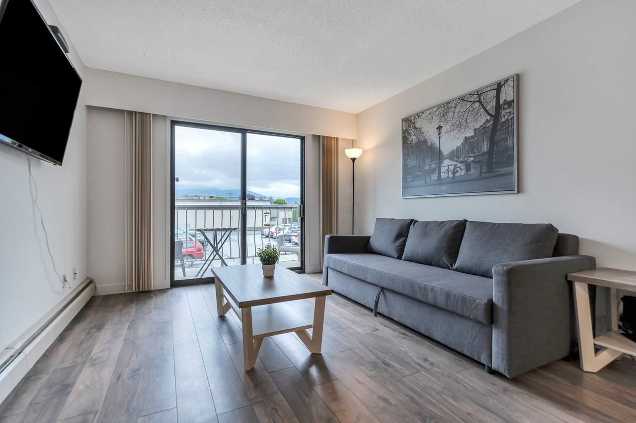 9112 Mary Street #6 - Photo 2 of 12