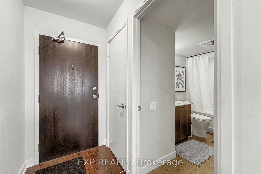 78 Tecumseth Street #1512 - Photo 5 of 27