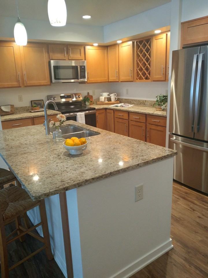 2745 Hidden Dr #2745 - Photo 4 of 29