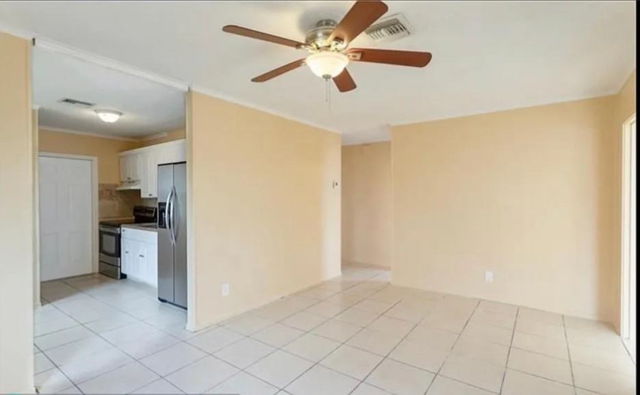 808 W 4th St #NA - Photo 7 of 10