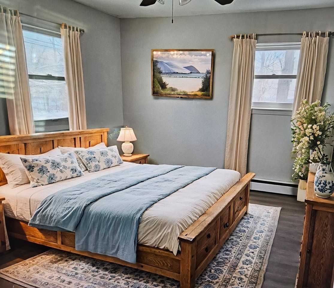 247 Bellerose Ave #NA - Photo 5 of 6