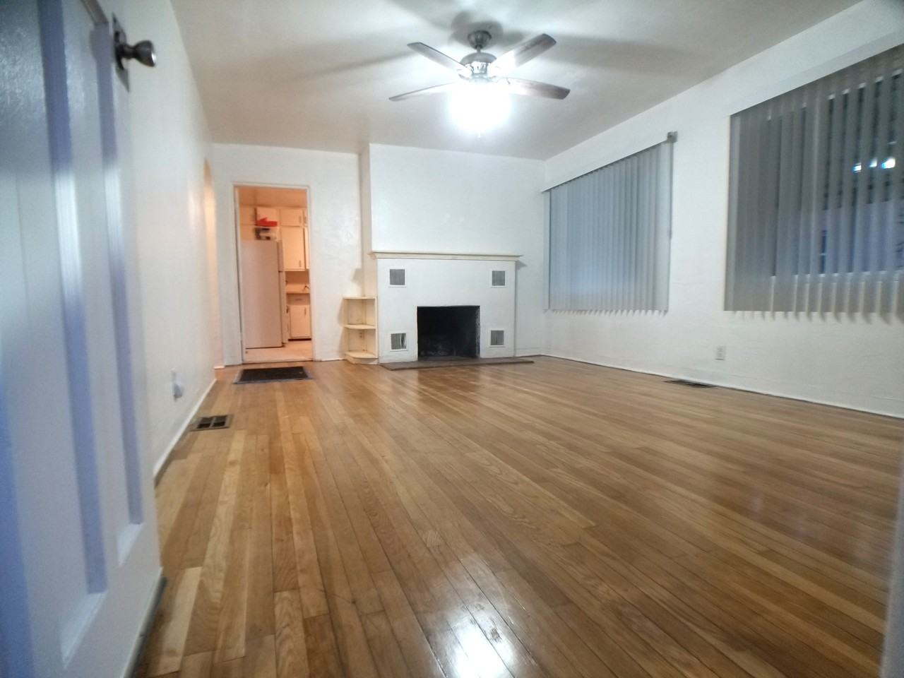 1904 Lead Ave Se #NA - Photo 2 of 15