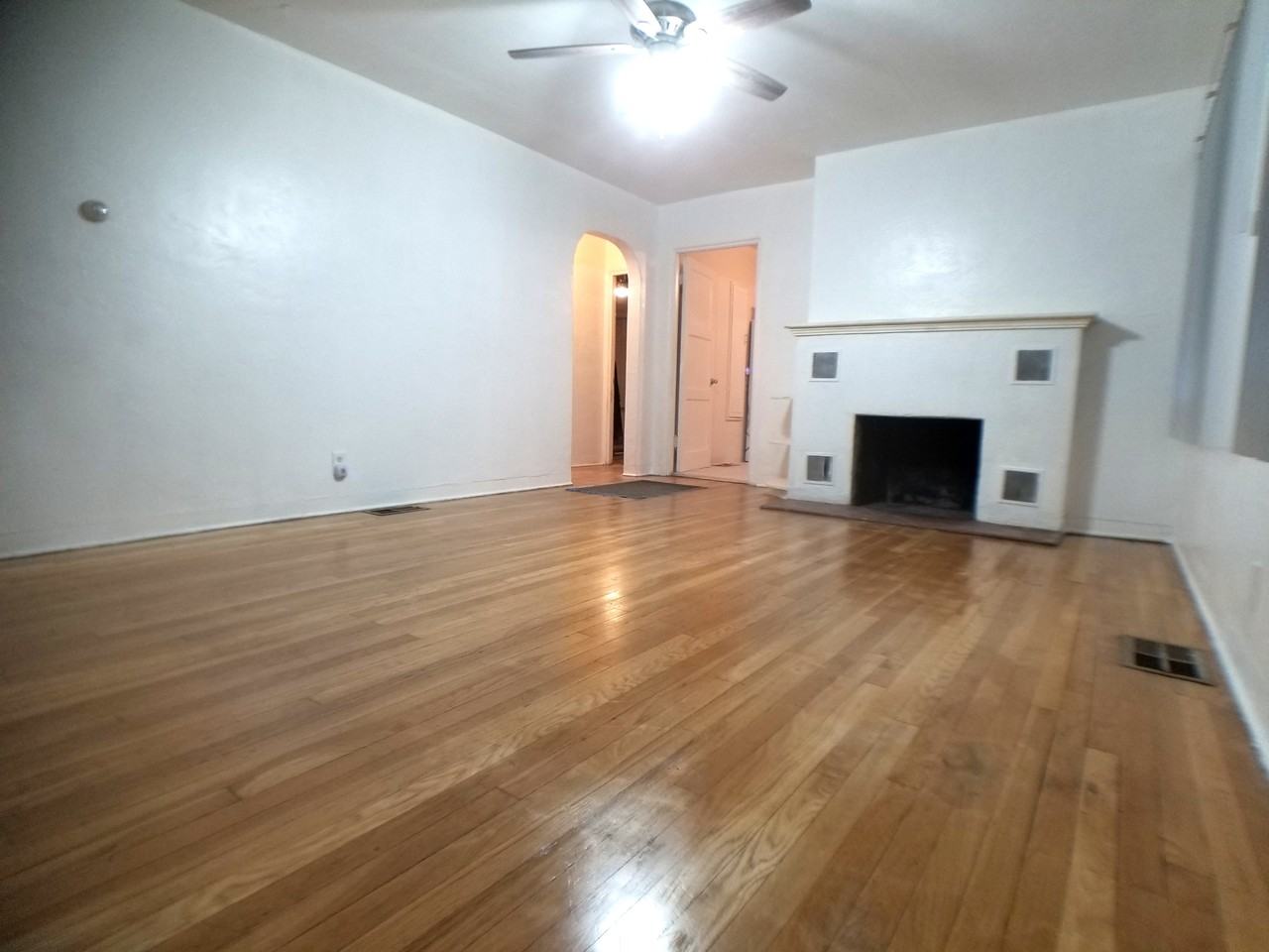 1904 Lead Ave Se #NA - Photo 4 of 15