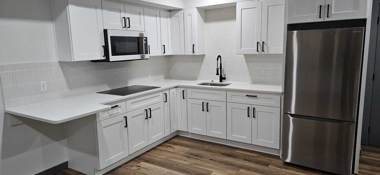 4412 75th St Sw #B - Photo 3 of 18