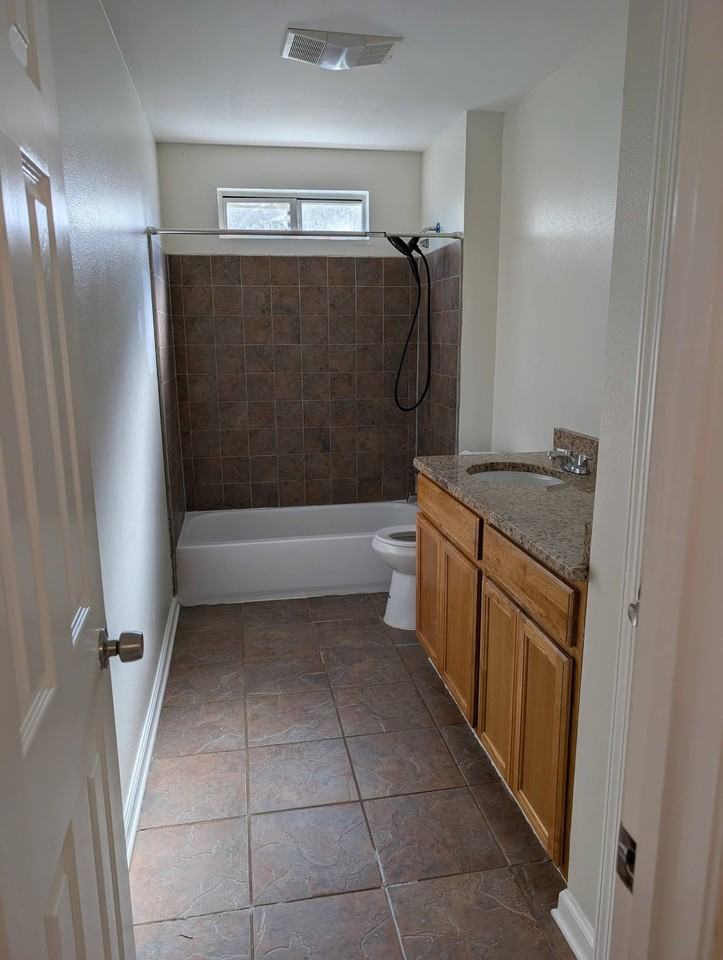 3608 Juno Dr #1 - Photo 2 of 8