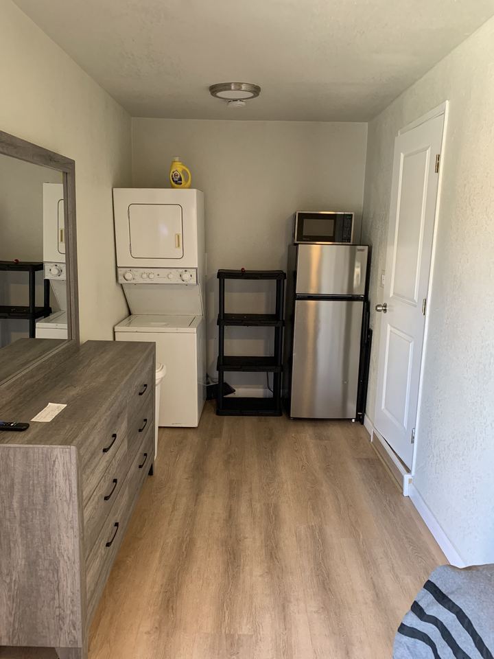5031 Bakman Ave #NA - Photo 2 of 8