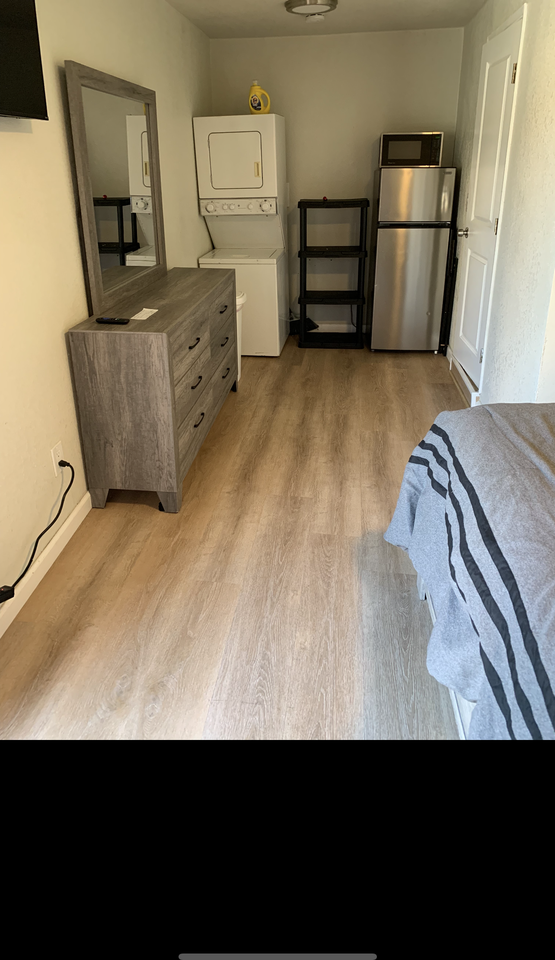 5031 Bakman Ave #NA - Photo 5 of 8