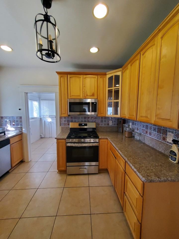 103 S Ardmore Ave #NA - Photo 6 of 11