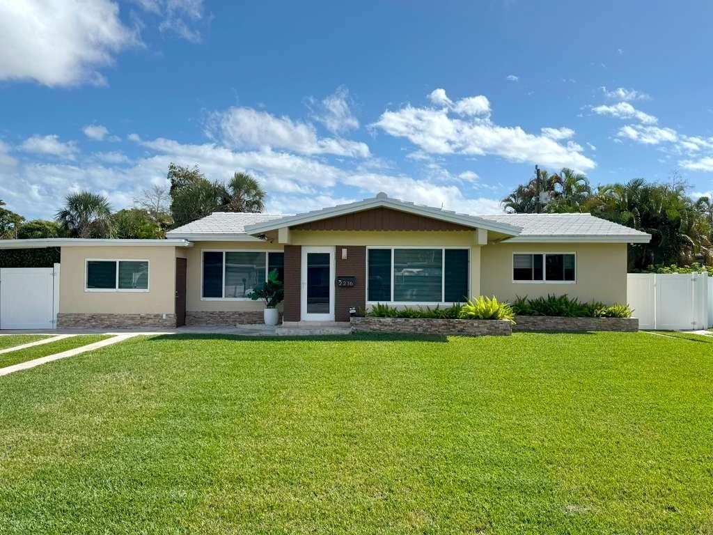 2216 Nw 4th Ave #NA - Photo 2 of 26