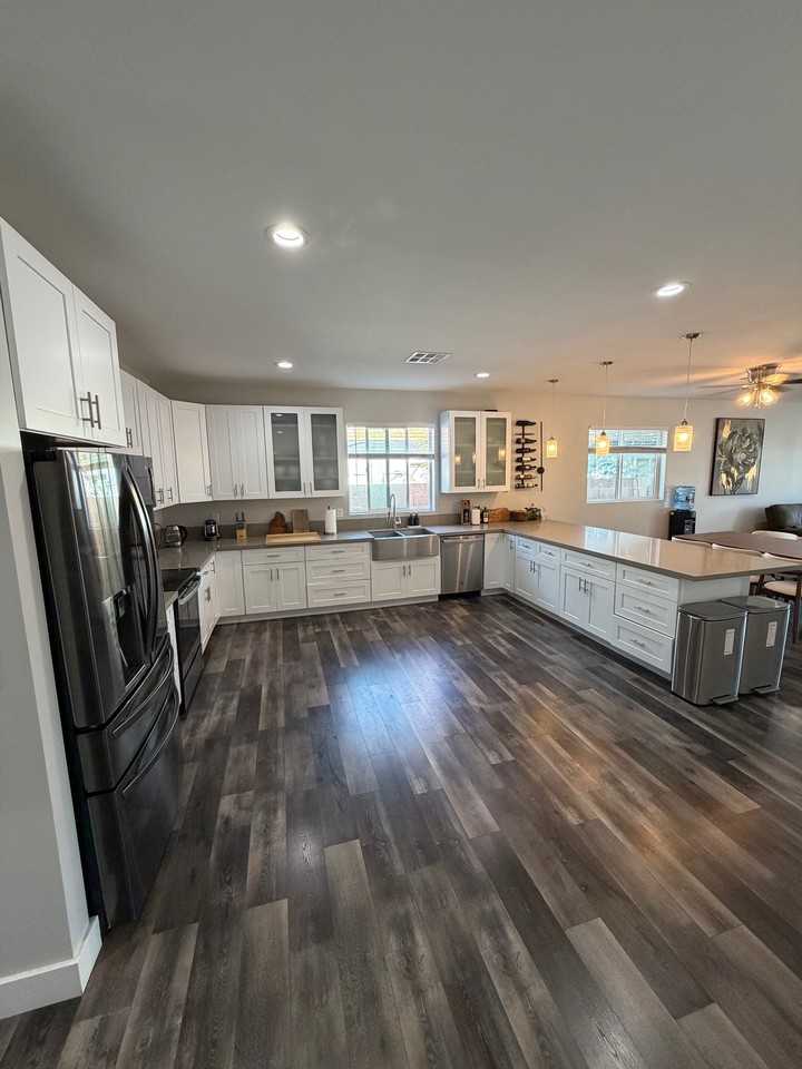 1213 N 28th St #NA - Photo 4 of 10