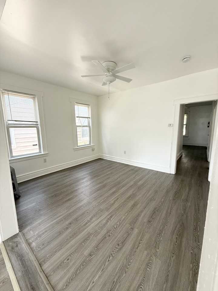 237 Wainwright St #1 - Photo 5 of 5