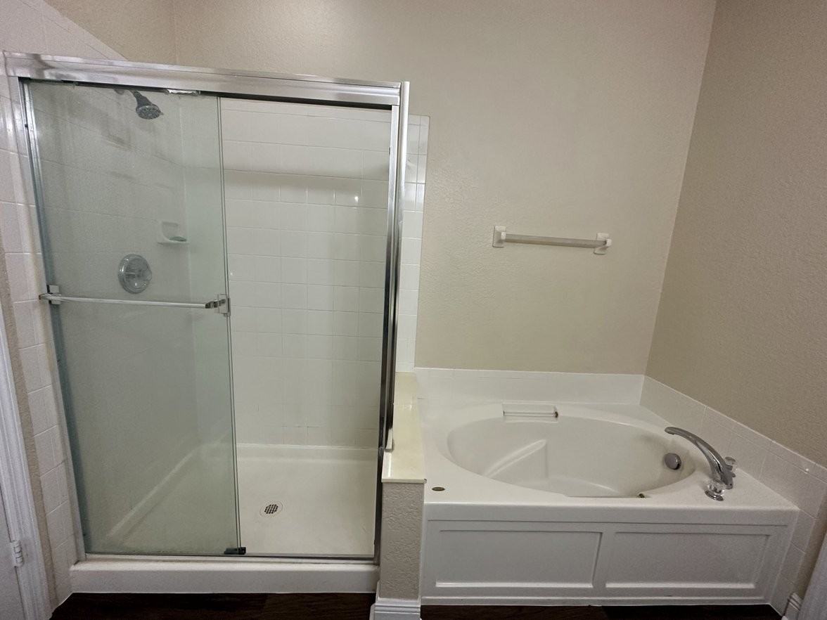 2211 Pine Oaks Trl #NA - Photo 5 of 43