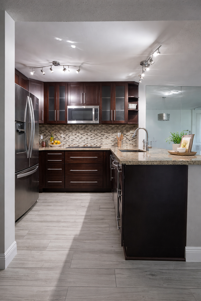 2311 S Cypress Bend Dr #117 - Photo 5 of 50