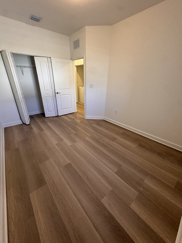 2771 Se 25th Ave #LAKE - Photo 5 of 28