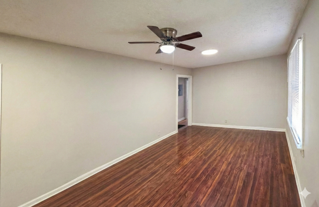 2045 White Oak Cir Nw #NA - Photo 2 of 11