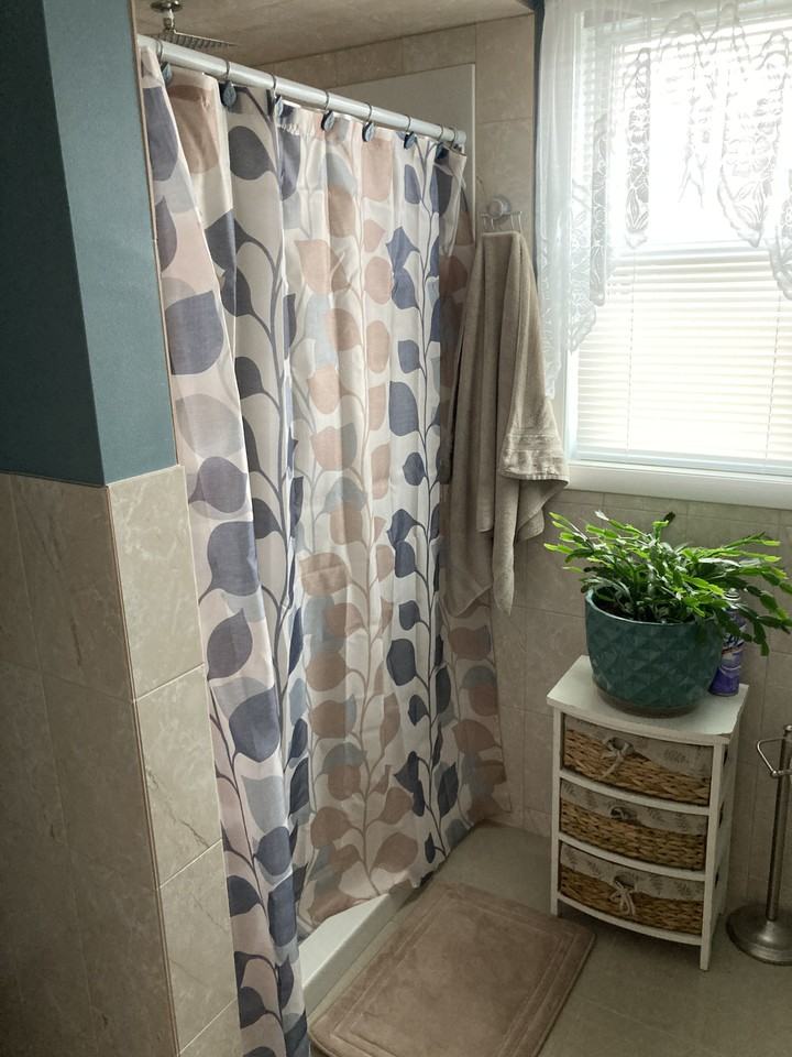 415 Reeves St #1 - Photo 5 of 5