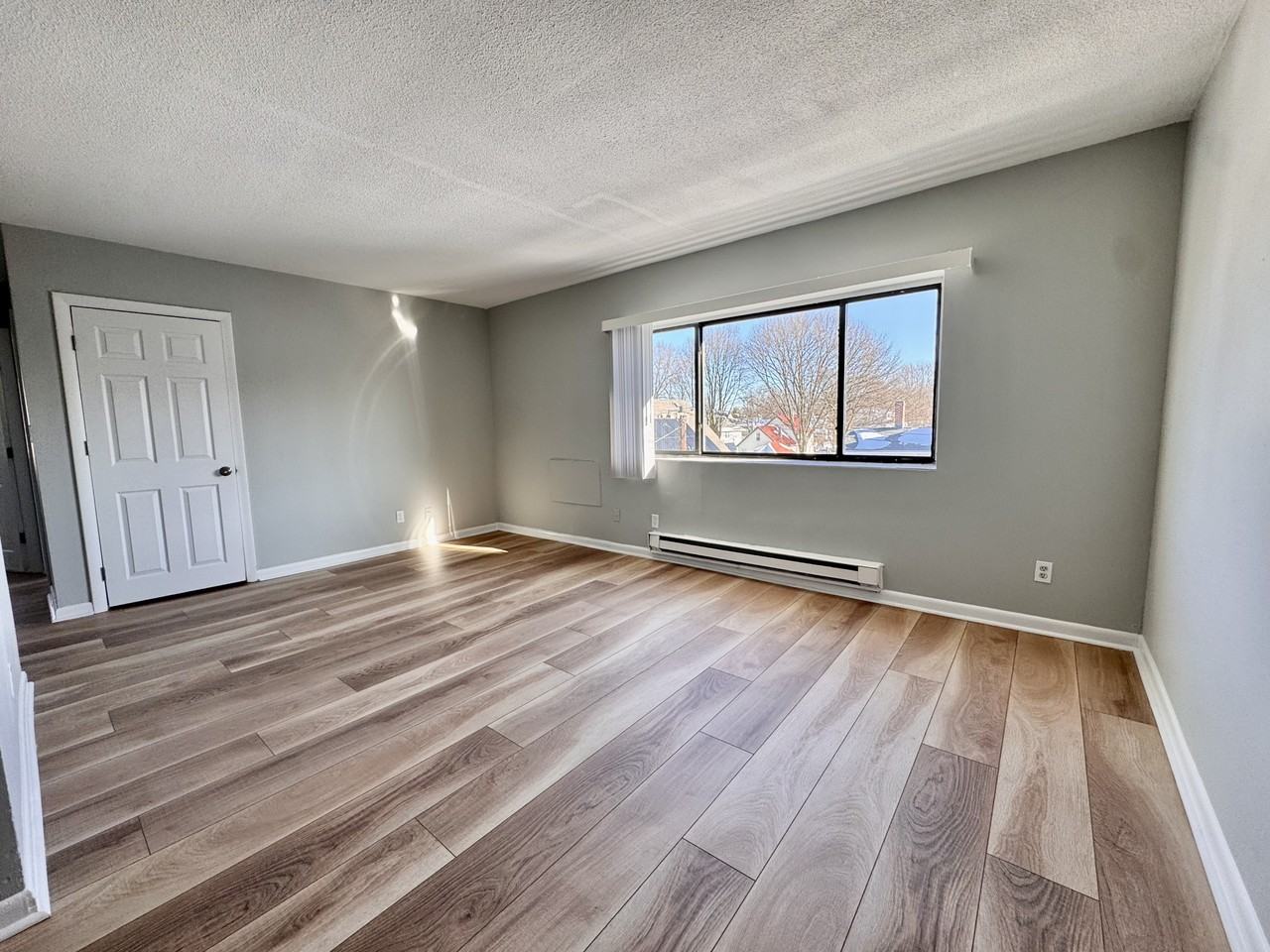 837 River St #5 - Photo 3 of 11