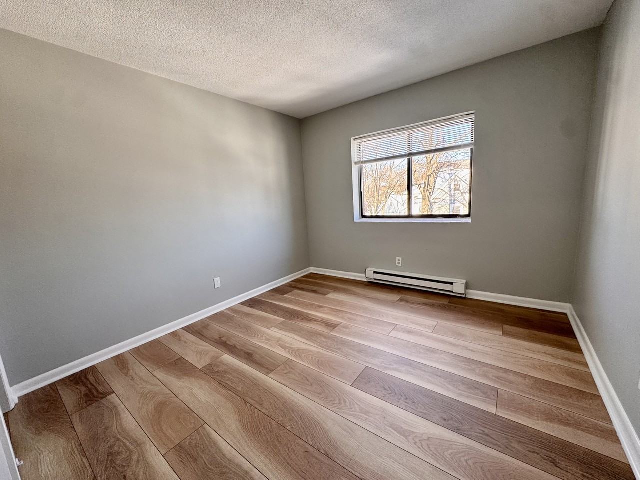 837 River St #5 - Photo 7 of 11
