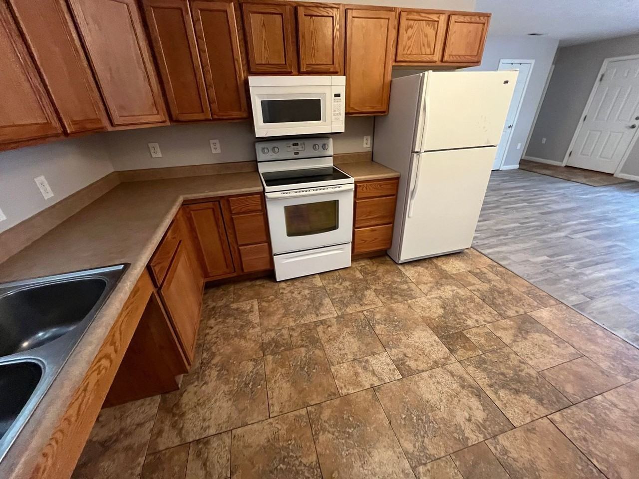 2609 Poland Hill Rd - Photo 5 of 10