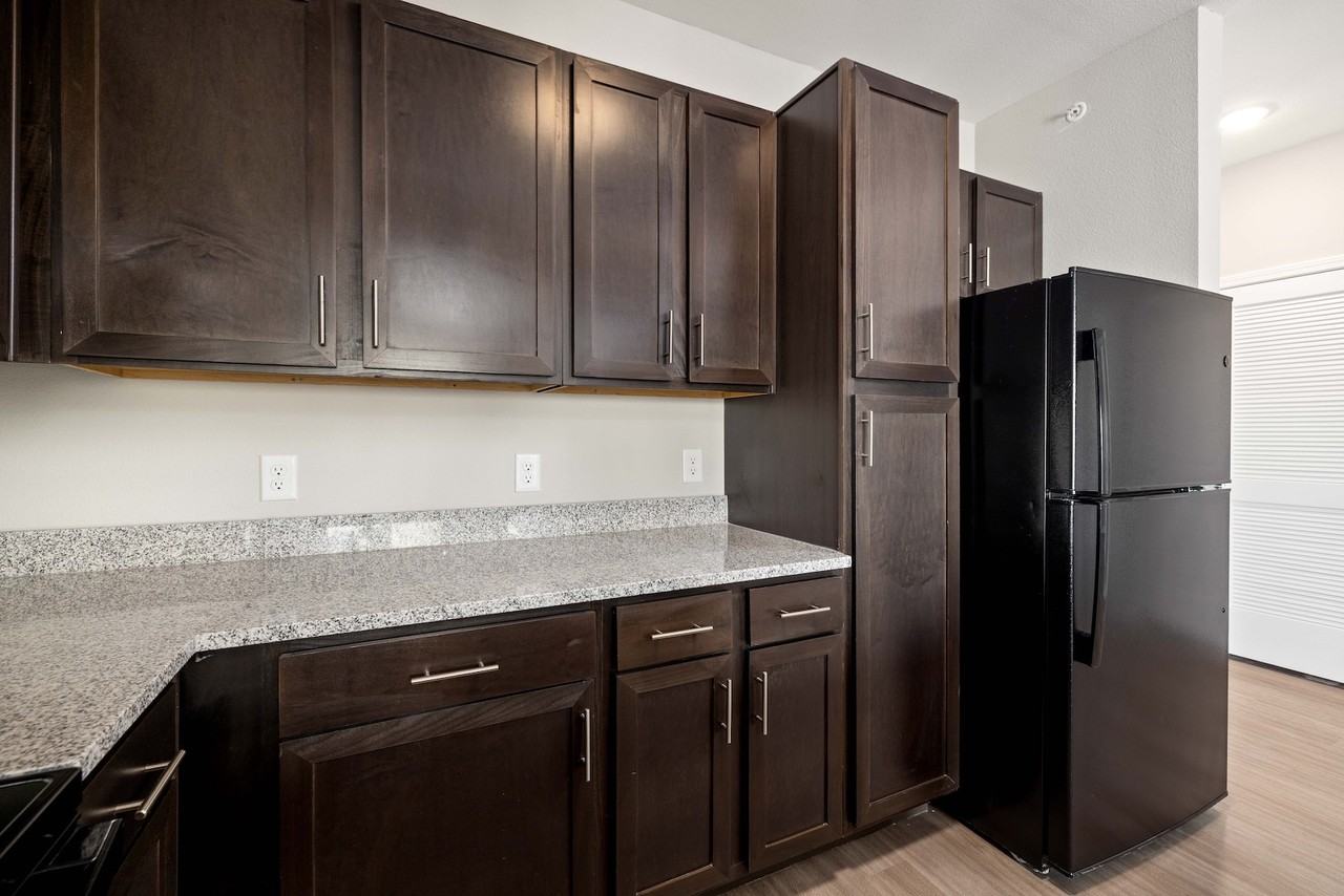 Henderson on Reinli - Photo 2 of 42